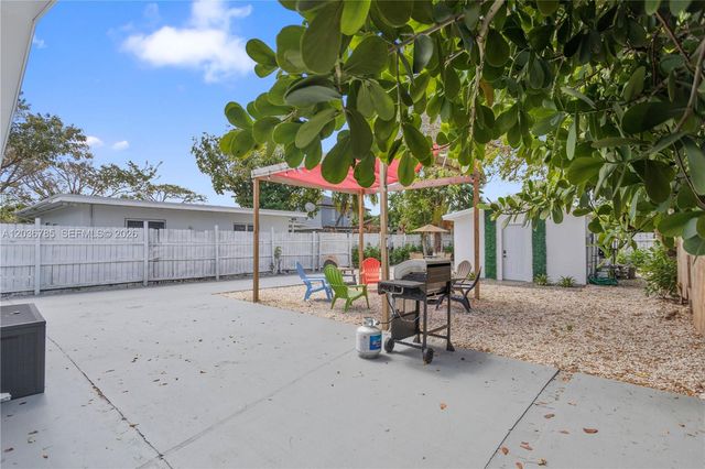 3016 NW 22nd Court 3020, Miami, FL 33142