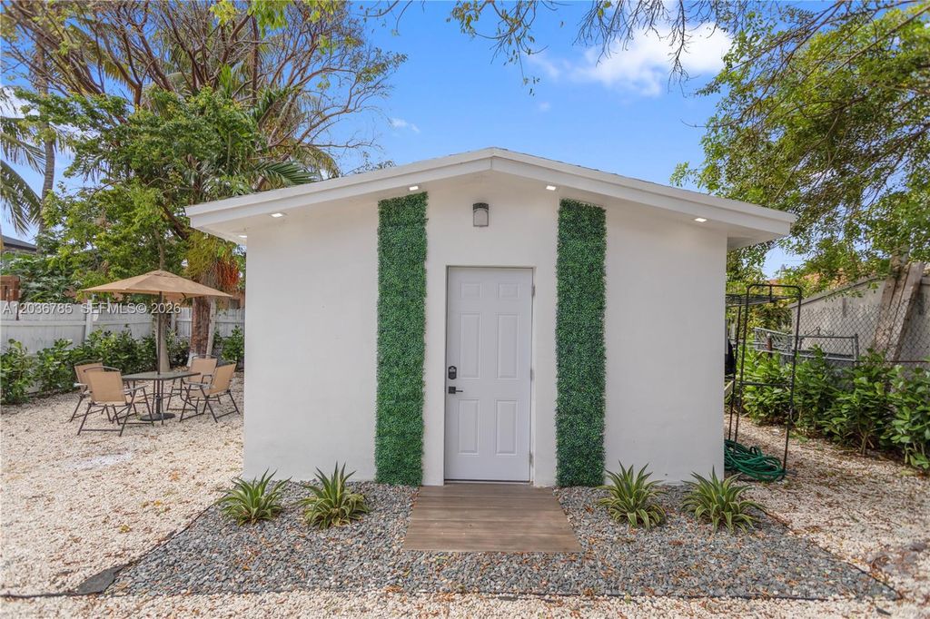 3016 NW 22nd Court 3020, Miami, FL 33142
