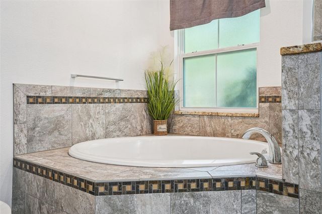 327 S LAKEVIEW AVENUE, Winter Garden, FL 34787