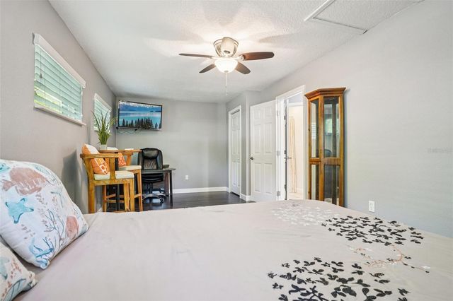 327 S LAKEVIEW AVENUE, Winter Garden, FL 34787