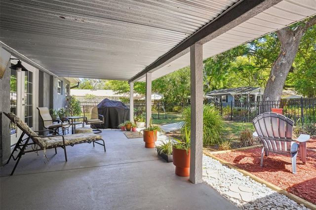 327 S LAKEVIEW AVENUE, Winter Garden, FL 34787