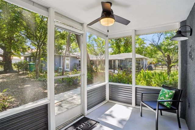 327 S LAKEVIEW AVENUE, Winter Garden, FL 34787