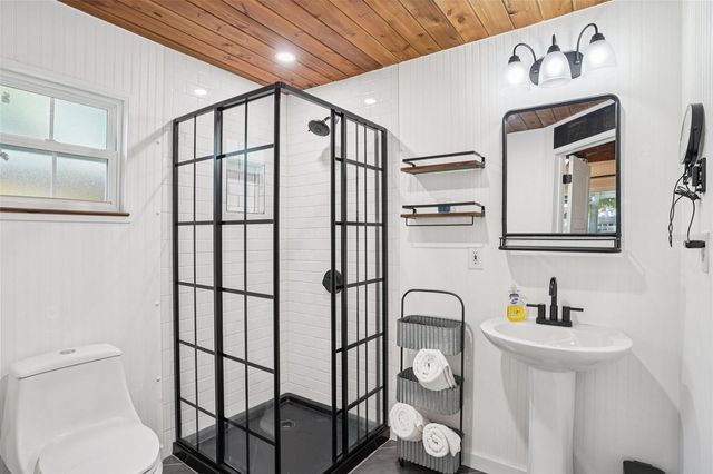 327 S LAKEVIEW AVENUE, Winter Garden, FL 34787