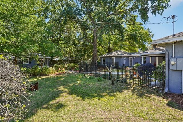 327 S LAKEVIEW AVENUE, Winter Garden, FL 34787