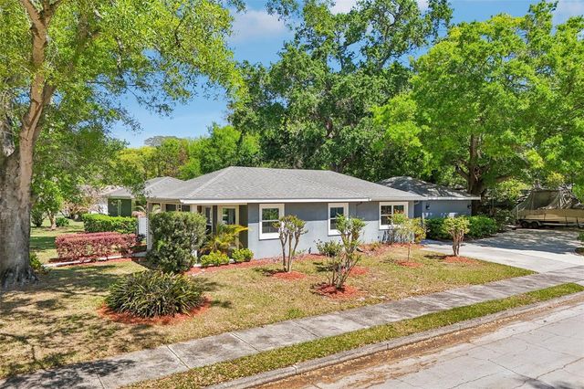 327 S LAKEVIEW AVENUE, Winter Garden, FL 34787