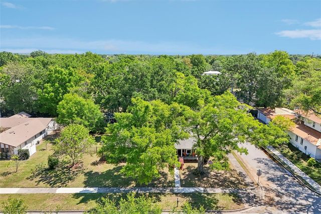 327 S LAKEVIEW AVENUE, Winter Garden, FL 34787