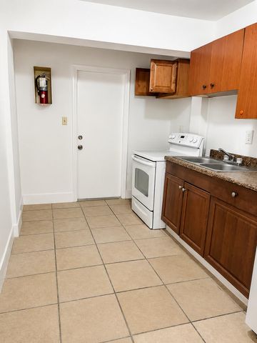 715 NW 15TH Terrace 1-3, Fort Lauderdale, FL 33311