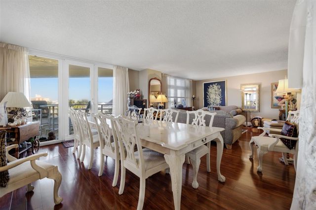 395 S ATLANTIC AVENUE 301, Ormond Beach, FL 32176