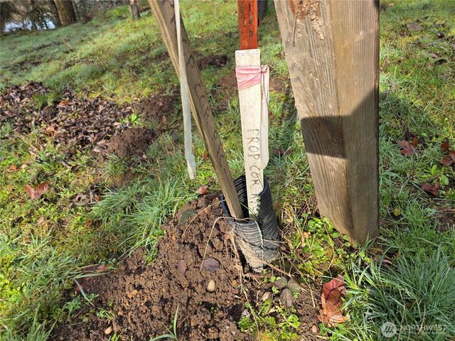 33722 Thomas Road E, Eatonville, WA 98328