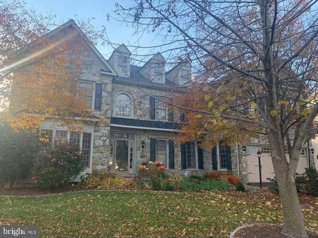 12664 CRABTREE FALLS DR, Bristow, VA 20136