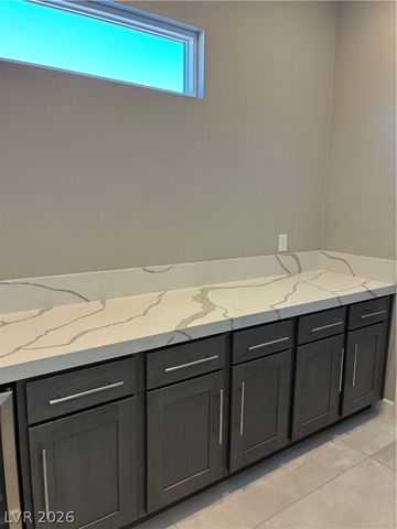 8477 Wolf Mountain Court, Las Vegas, NV 89129