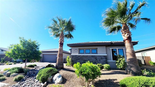 8477 Wolf Mountain Court, Las Vegas, NV 89129