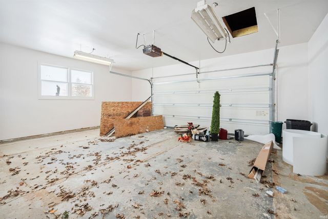 1373 E 550 N, Kokomo, IN 46901