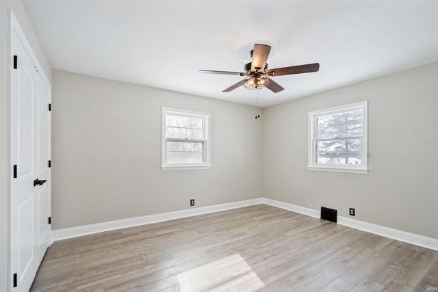 1373 E 550 N, Kokomo, IN 46901