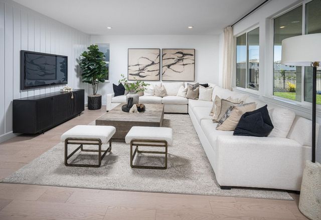 10305 Ultar Dr, Stockton, CA 95219