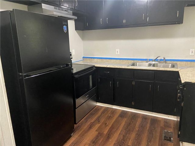 3066 Waters Road SW, Atlanta, GA 30354