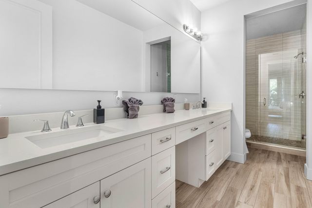 3770 County Line Road B5, Tequesta, FL 33469