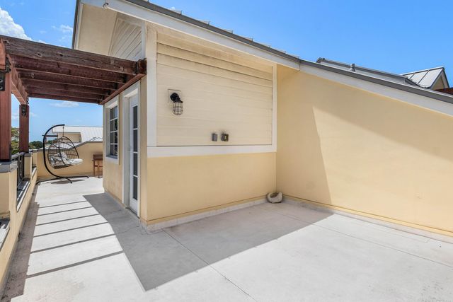3770 County Line Road B5, Tequesta, FL 33469