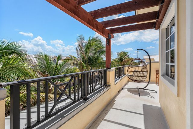 3770 County Line Road B5, Tequesta, FL 33469