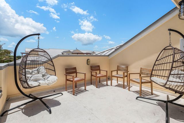 3770 County Line Road B5, Tequesta, FL 33469