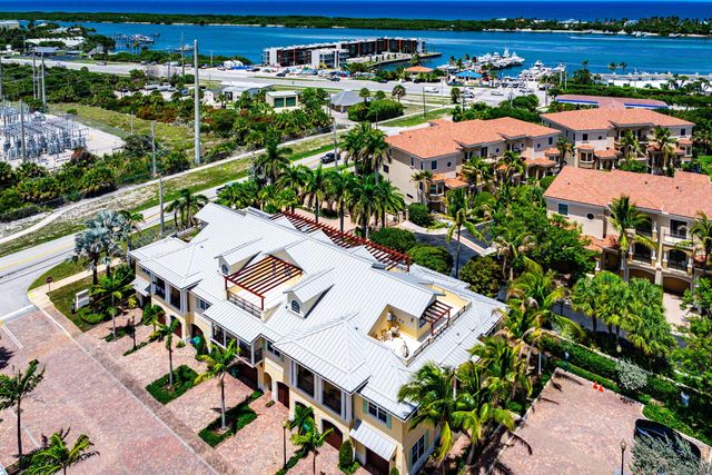 3770 County Line Road B5, Tequesta, FL 33469