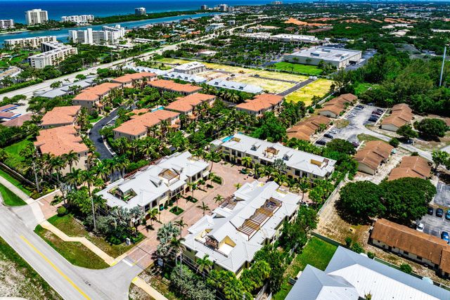 3770 County Line Road B5, Tequesta, FL 33469