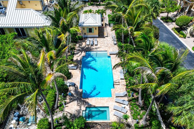 3770 County Line Road B5, Tequesta, FL 33469