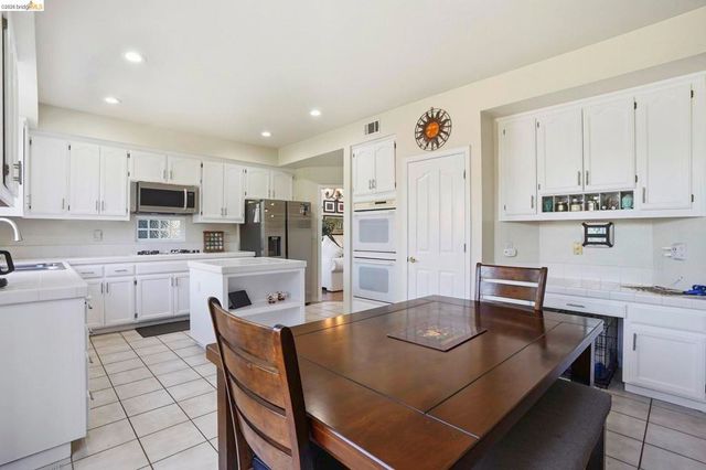 1315 Oakcrest Way, Antioch, CA 94509