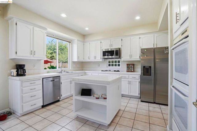 1315 Oakcrest Way, Antioch, CA 94509