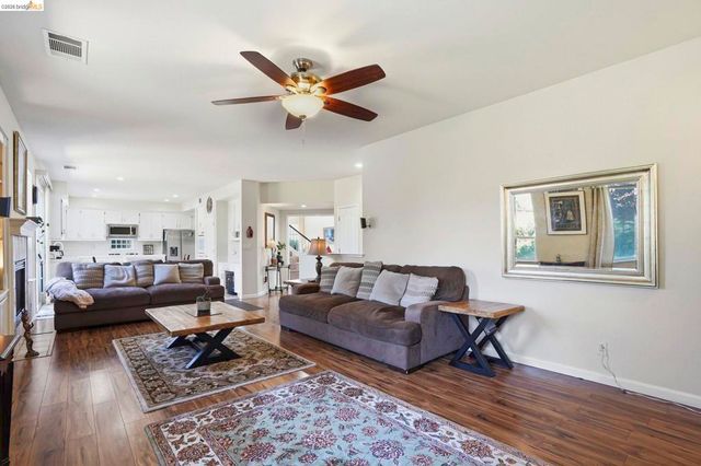 1315 Oakcrest Way, Antioch, CA 94509