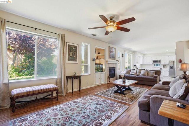 1315 Oakcrest Way, Antioch, CA 94509