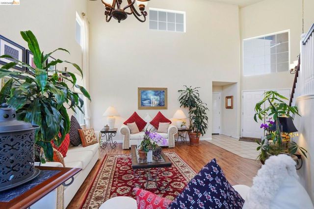 1315 Oakcrest Way, Antioch, CA 94509