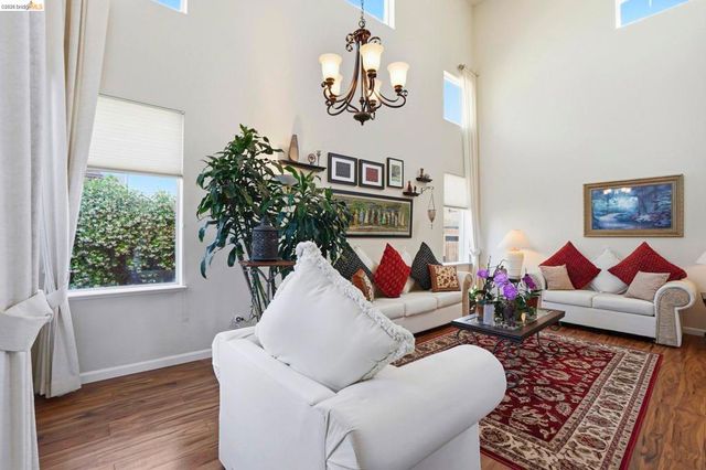 1315 Oakcrest Way, Antioch, CA 94509