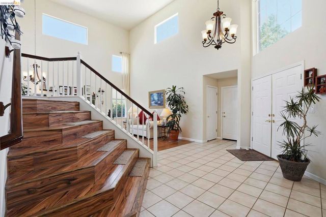 1315 Oakcrest Way, Antioch, CA 94509