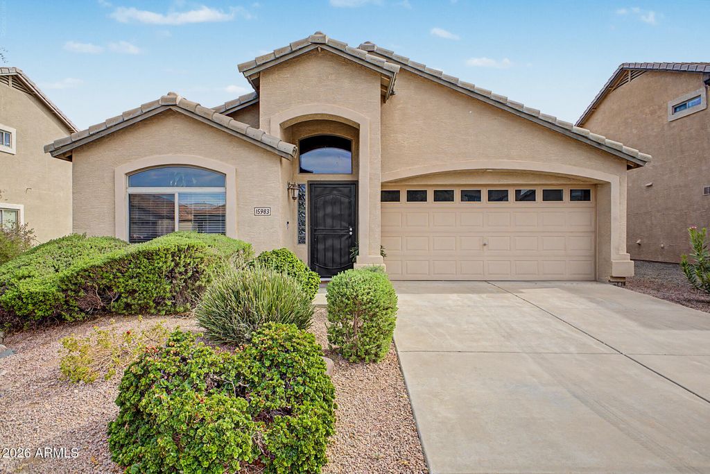 15983 W DURANGO Street, Goodyear, AZ 85338 — photo 2