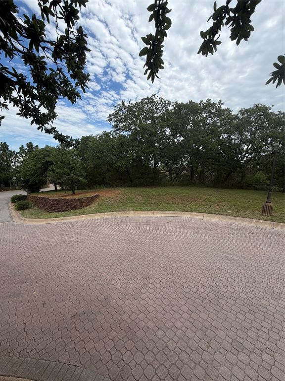 6708 Nob Hill Court, North Richland Hills, TX 76182 — exterior