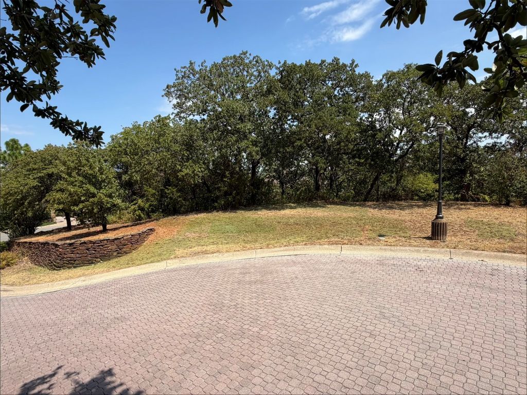 6708 Nob Hill Court, North Richland Hills, TX 76182 — photo 2
