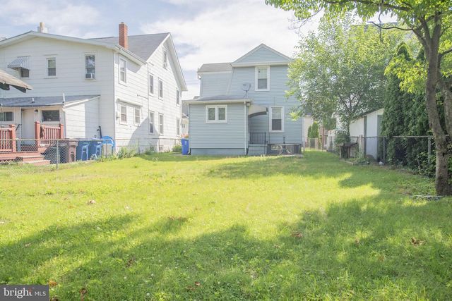 124 DELAWARE AVE, Riverside, NJ 08075