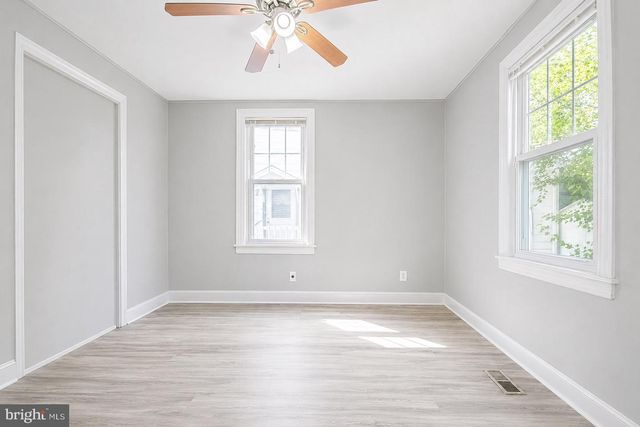 124 DELAWARE AVE, Riverside, NJ 08075