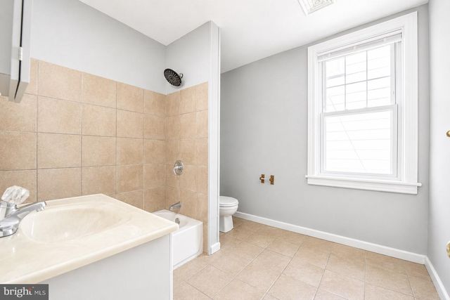 124 DELAWARE AVE, Riverside, NJ 08075