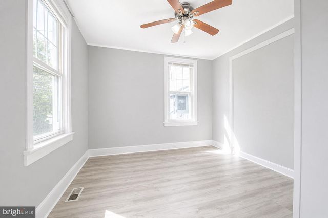 124 DELAWARE AVE, Riverside, NJ 08075