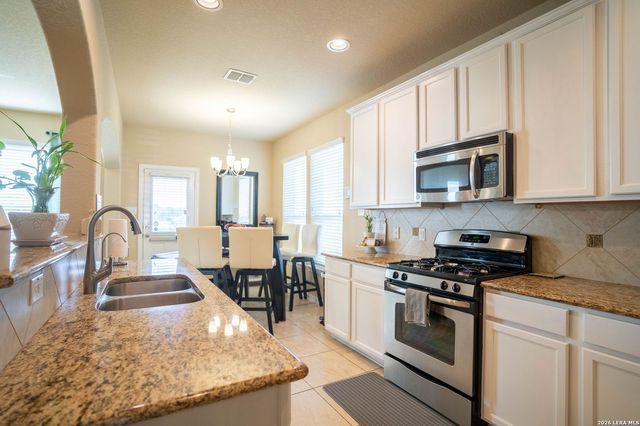 4210 Loring Park, Converse, TX 78109