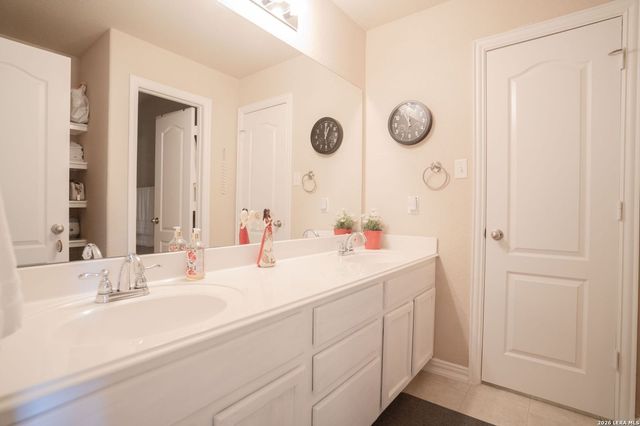 4210 Loring Park, Converse, TX 78109