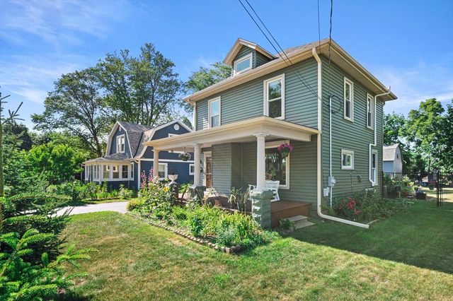 314 Lawn STREET, Hartland, WI 53029