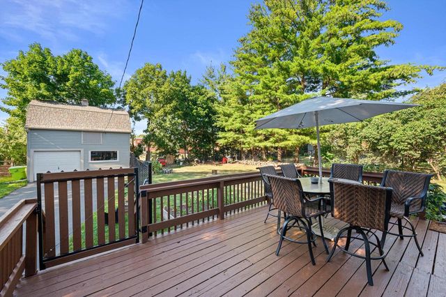 314 Lawn STREET, Hartland, WI 53029