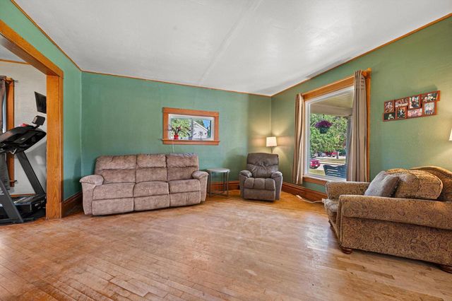 314 Lawn STREET, Hartland, WI 53029