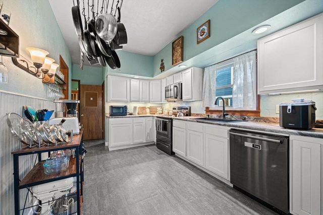 314 Lawn STREET, Hartland, WI 53029