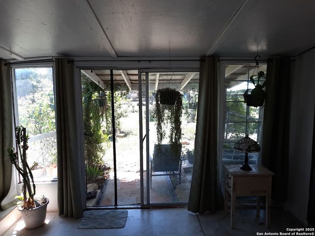 13631 S Us Highway 181, San Antonio, TX 78223