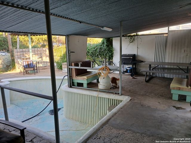 13631 S Us Highway 181, San Antonio, TX 78223