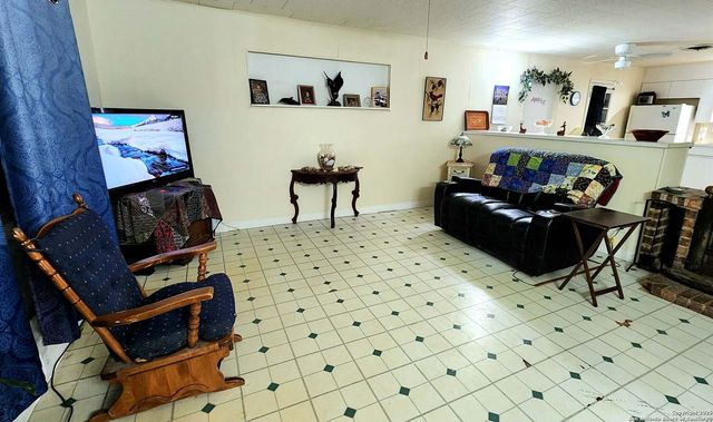 13631 S Us Highway 181, San Antonio, TX 78223